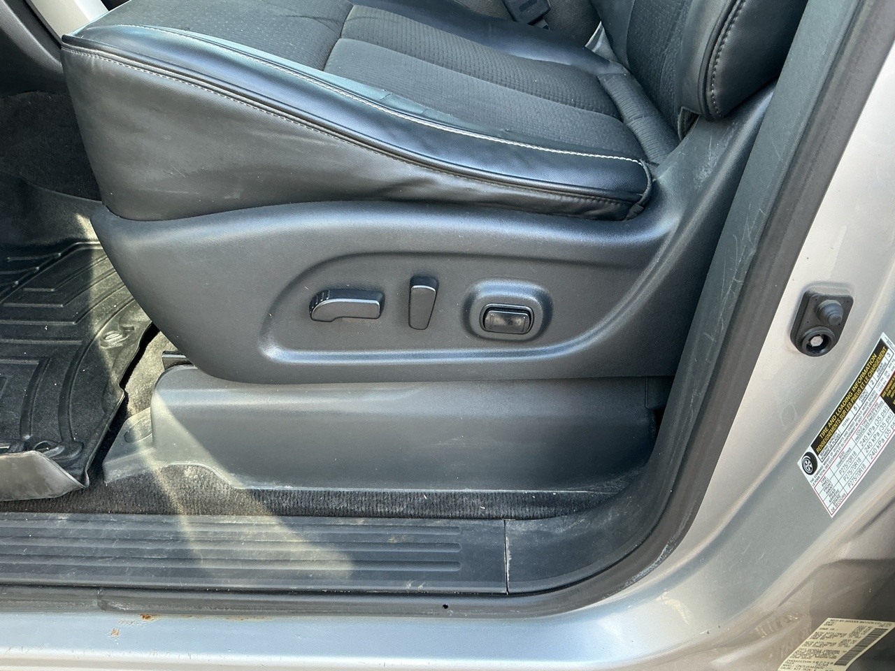 Nissan Titan 4x4 Crew Cab PRO-4X 2017