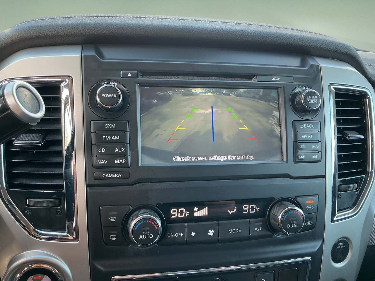 Nissan Titan 4x4 Crew Cab PRO-4X 2017