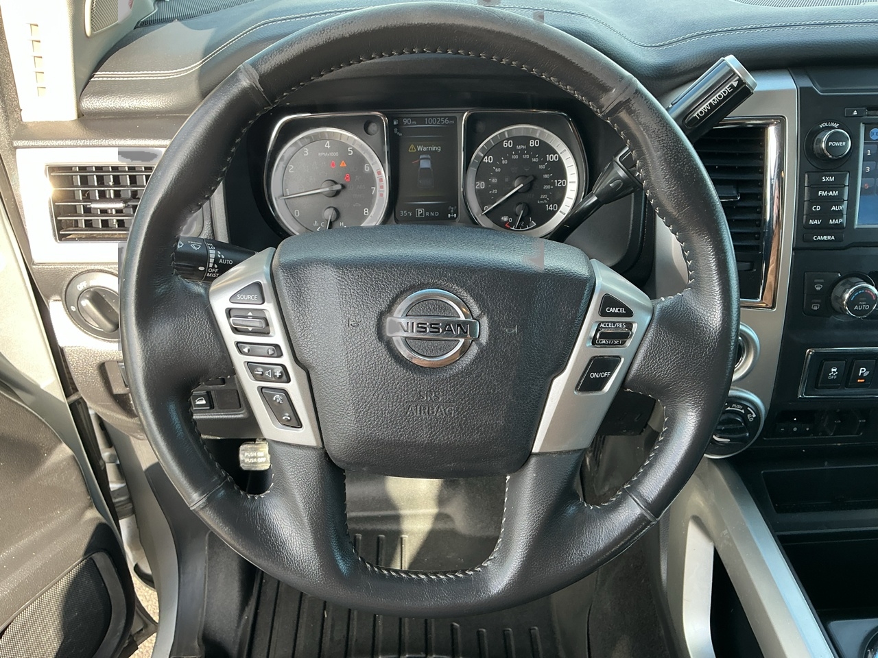 Nissan Titan 4x4 Crew Cab PRO-4X 2017