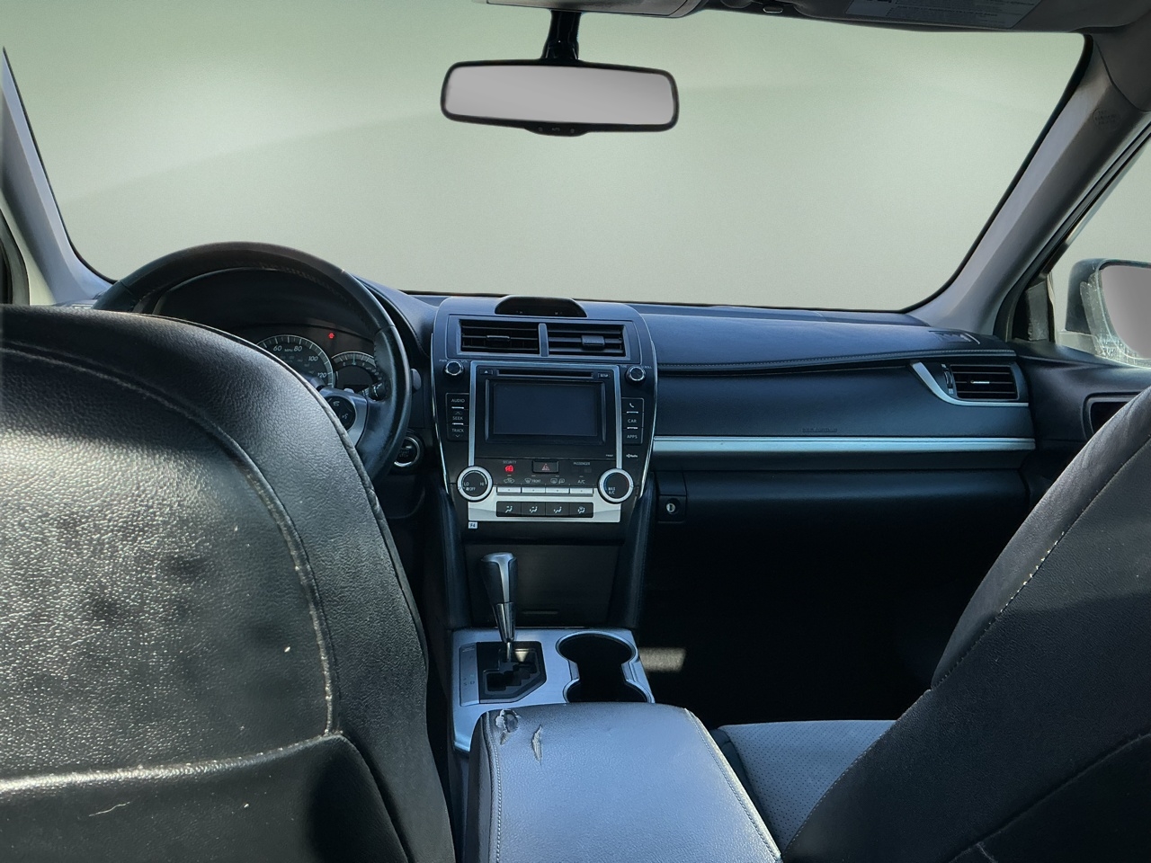 Toyota Camry 4dr Sdn I4 Auto XLE (Natl) 2013