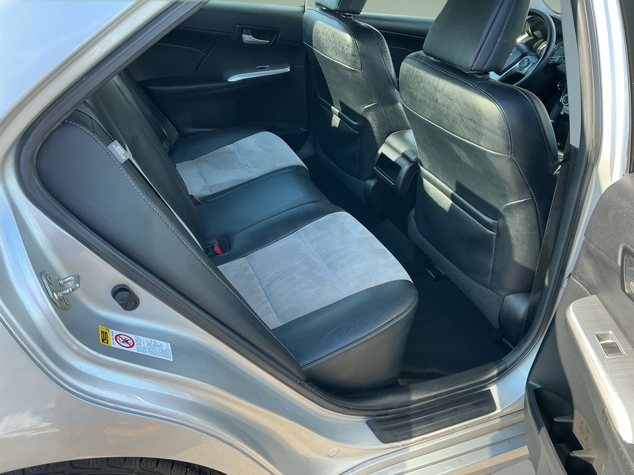 Toyota Camry 4dr Sdn I4 Auto XLE (Natl) 2013