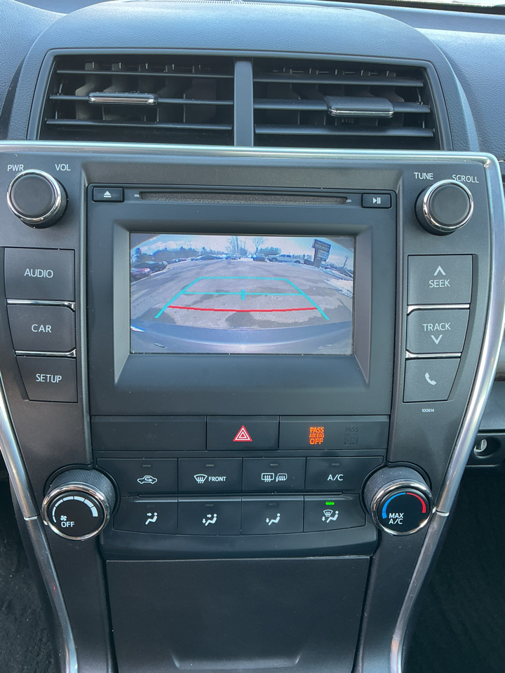 Toyota Camry 4dr Sdn LE Auto 2016