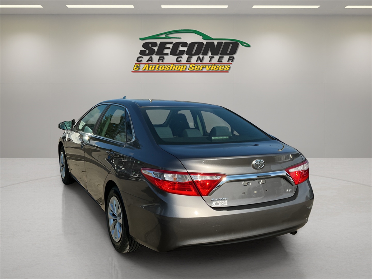 Toyota Camry 4dr Sdn LE Auto 2016