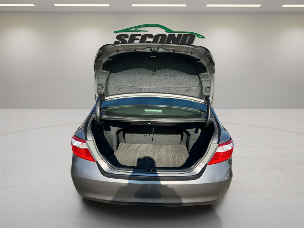 Toyota Camry 4dr Sdn LE Auto 2016