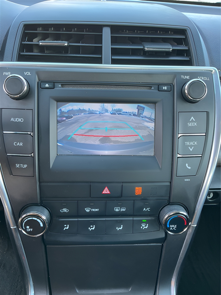 Toyota Camry 4dr Sdn LE Auto 2016