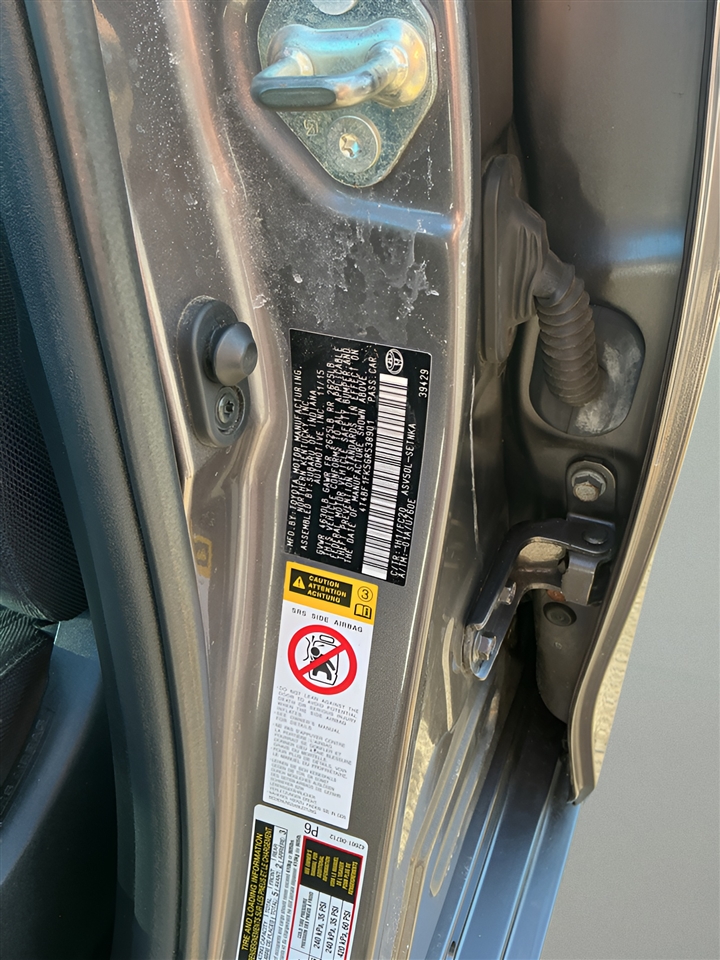 Toyota Camry 4dr Sdn LE Auto 2016