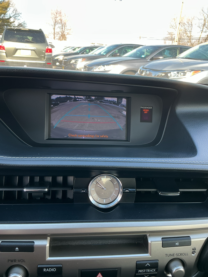 Lexus ES 350 4dr Sdn 2013