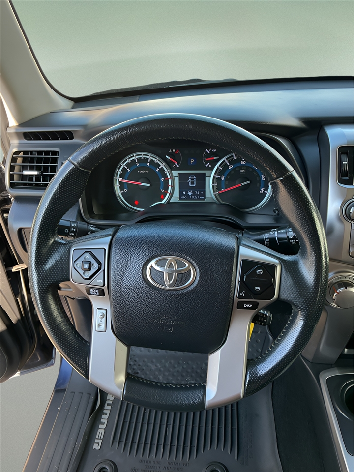 Toyota 4Runner SR5 Premium 4WD 2017