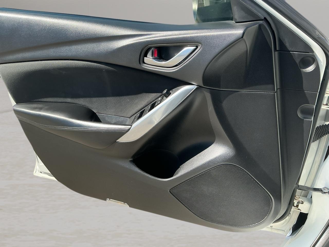 Mazda MAZDA6 4dr Sdn Man i Sport 2015