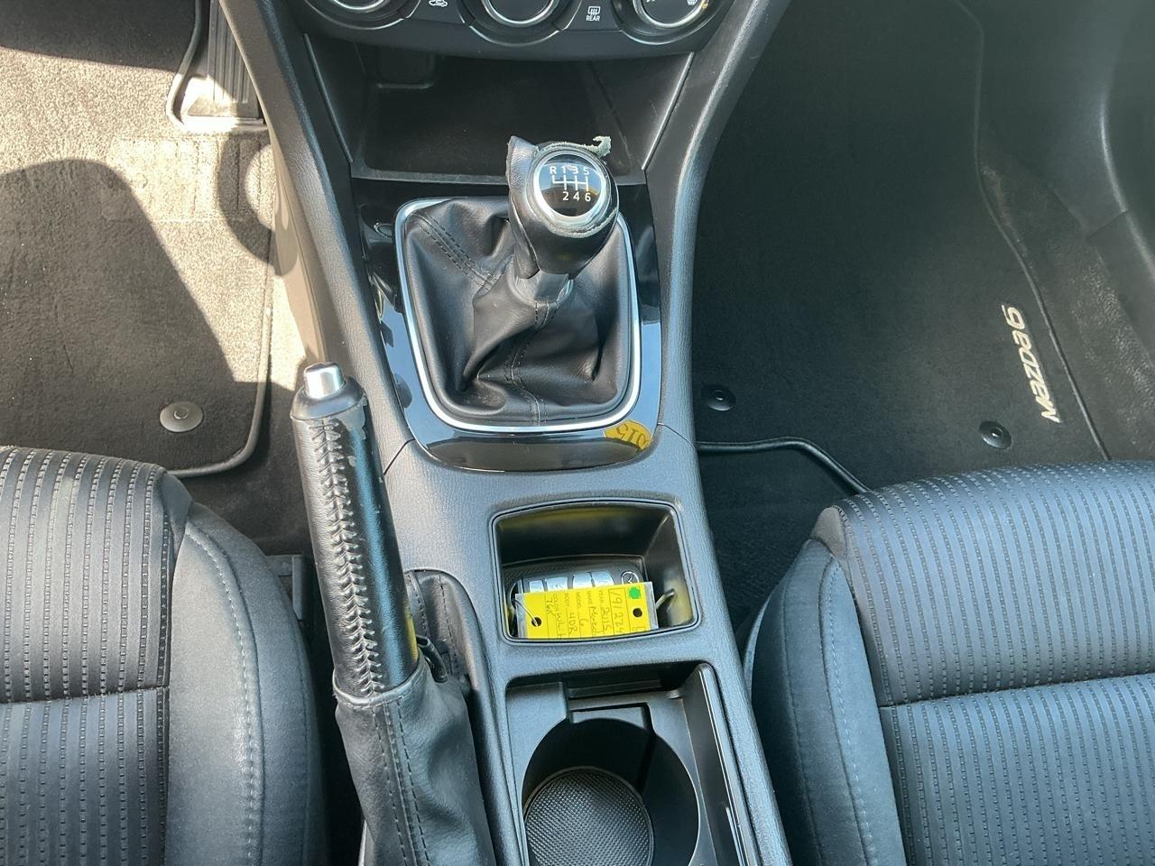 Mazda MAZDA6 4dr Sdn Man i Sport 2015