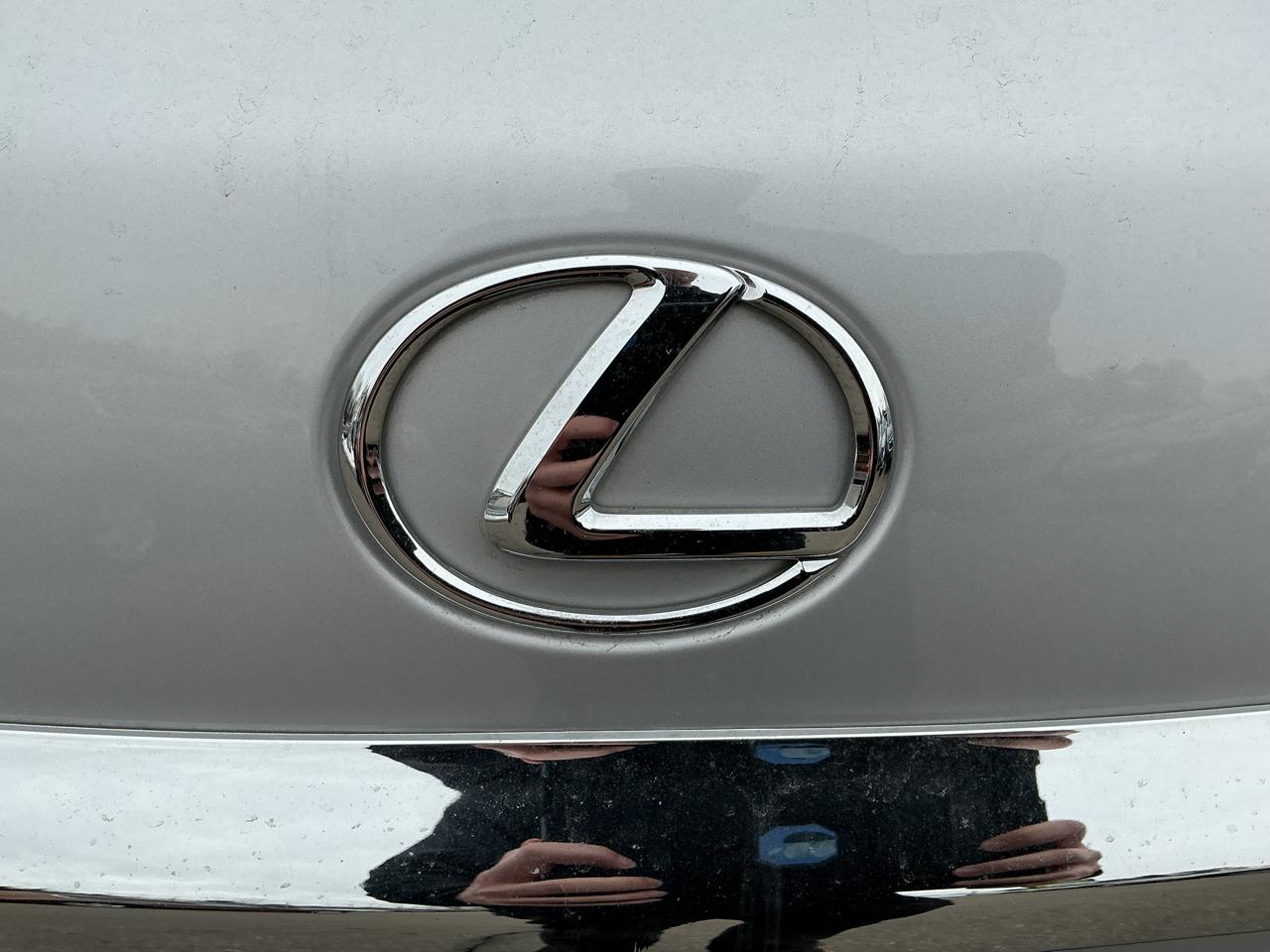 Lexus RX 350 FWD 4dr 2011