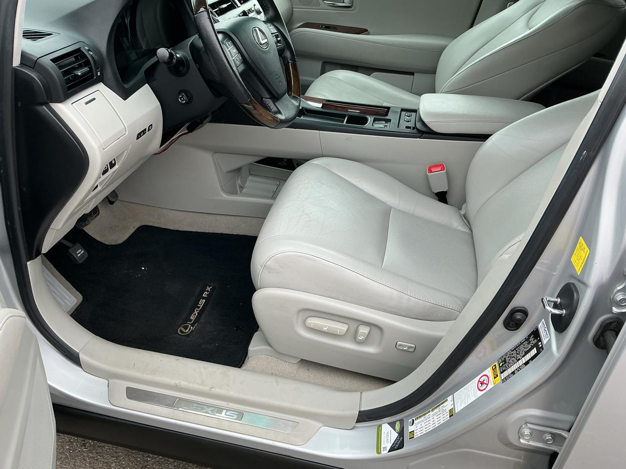 Lexus RX 350 FWD 4dr 2011