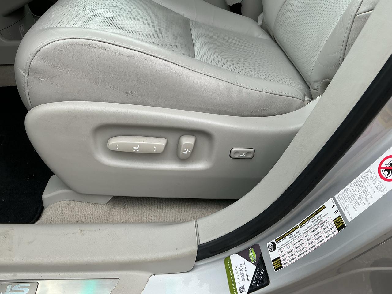 Lexus RX 350 FWD 4dr 2011