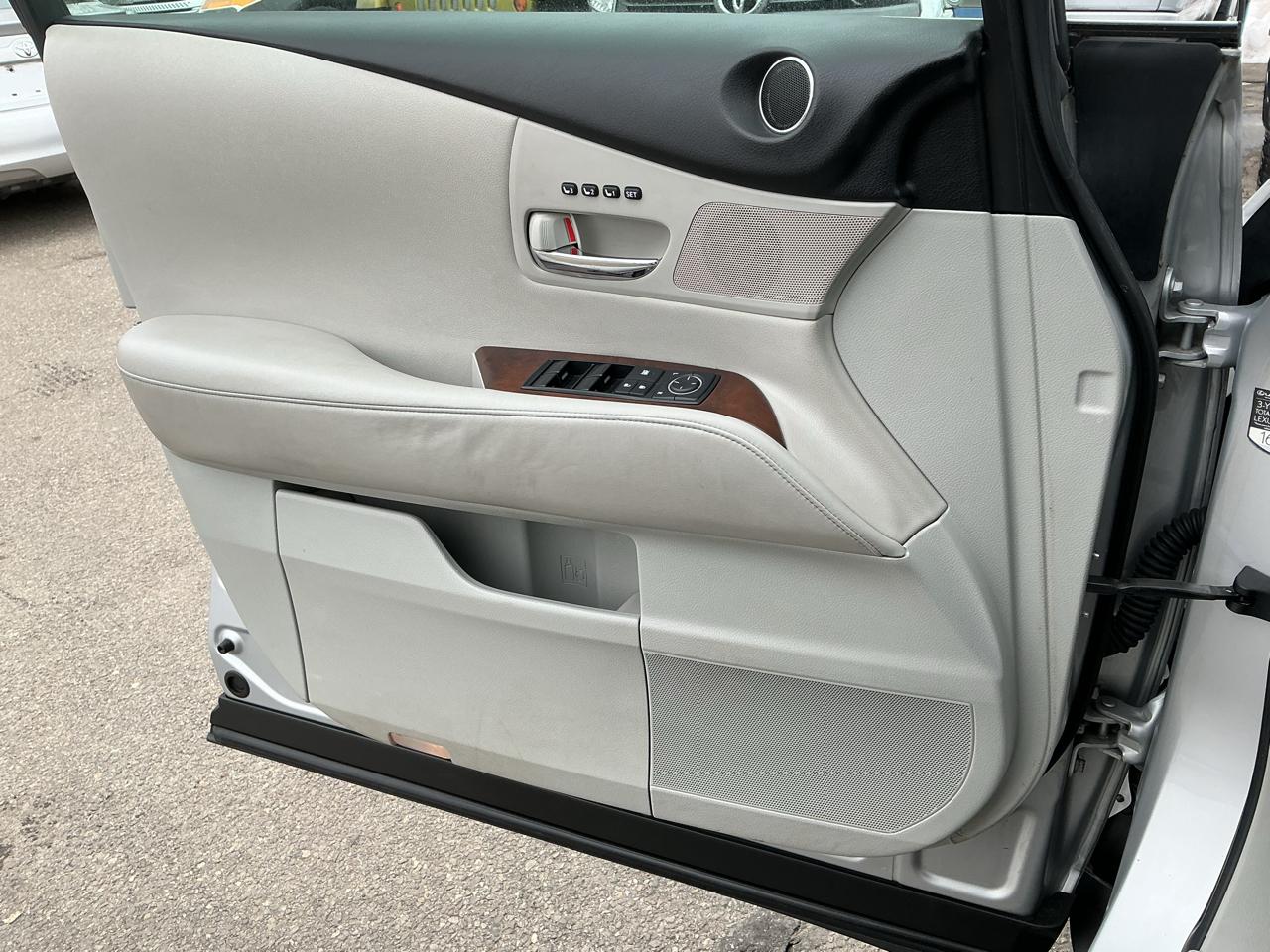 Lexus RX 350 FWD 4dr 2011