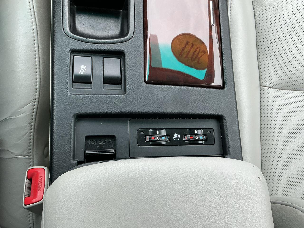 Lexus RX 350 FWD 4dr 2011