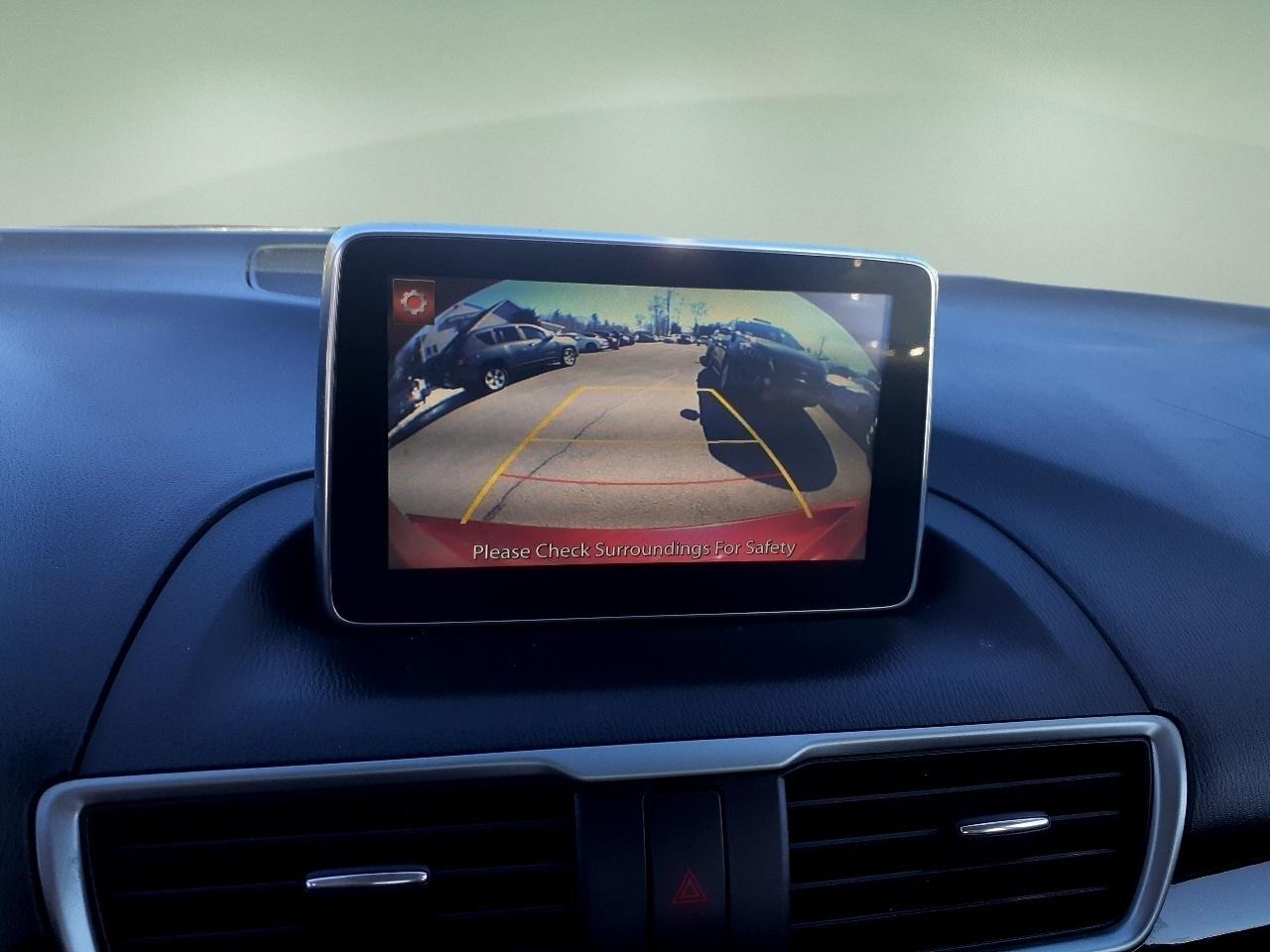 Mazda MAZDA3 4dr Sdn Auto i Touring 2014