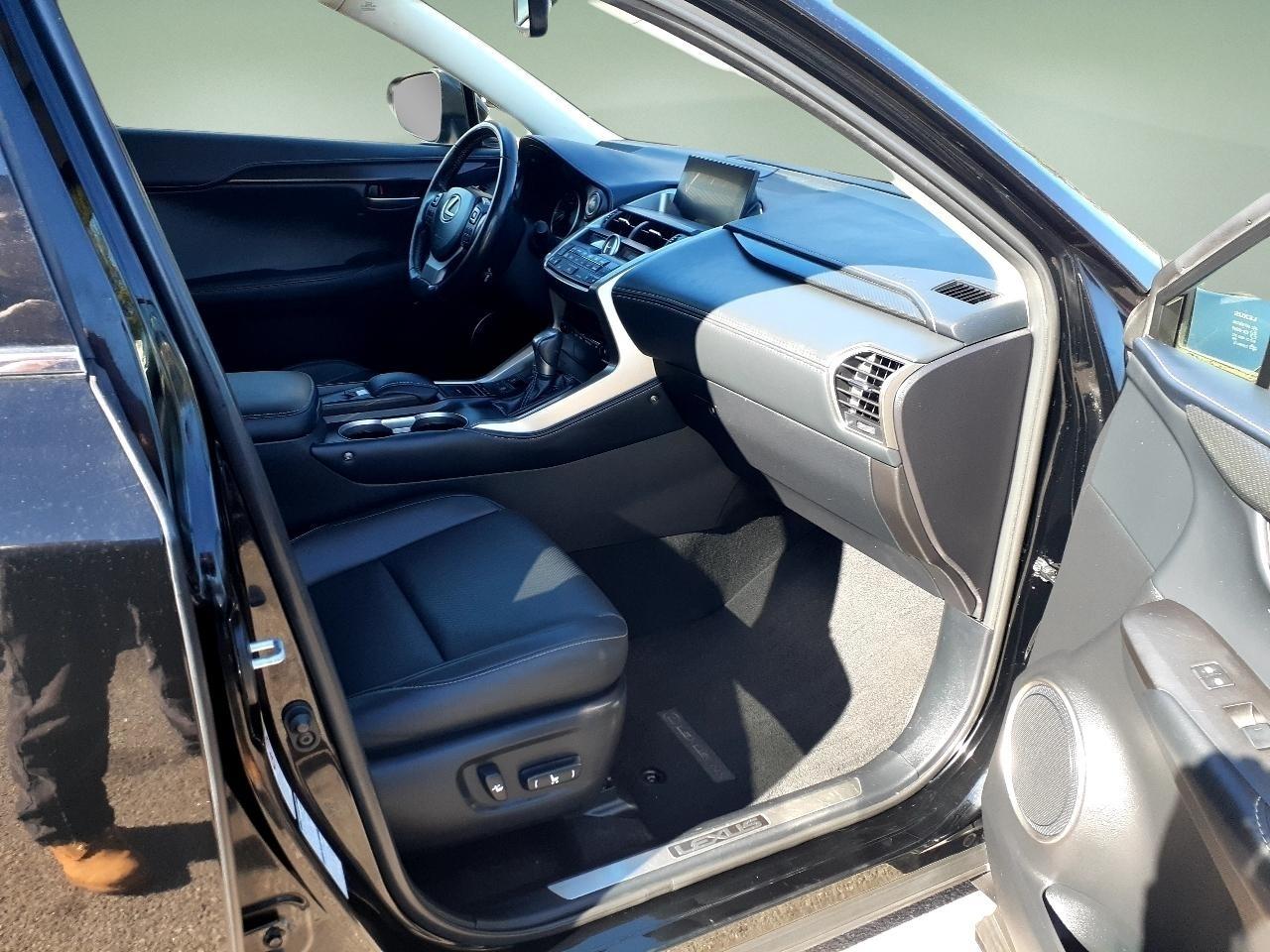 Lexus NX 200t AWD 4dr 2015