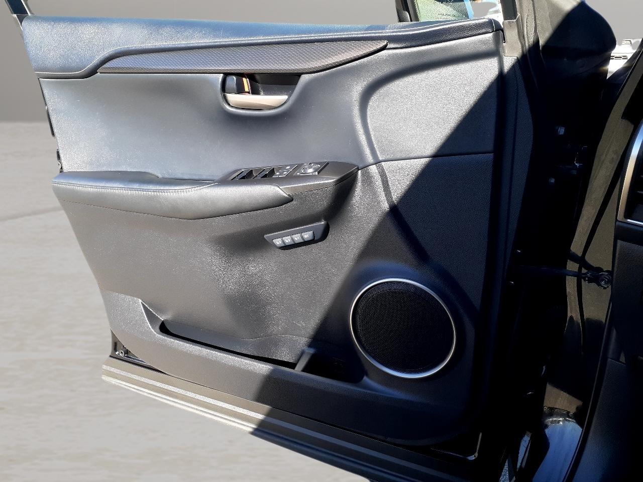 Lexus NX 200t AWD 4dr 2015