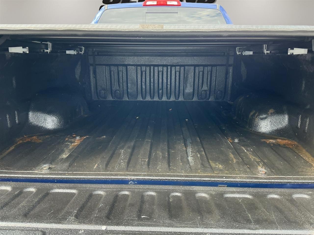 Toyota Tundra 4WD Truck Double Cab 4.6L V8 6-Spd AT SR5 (Natl) 2014