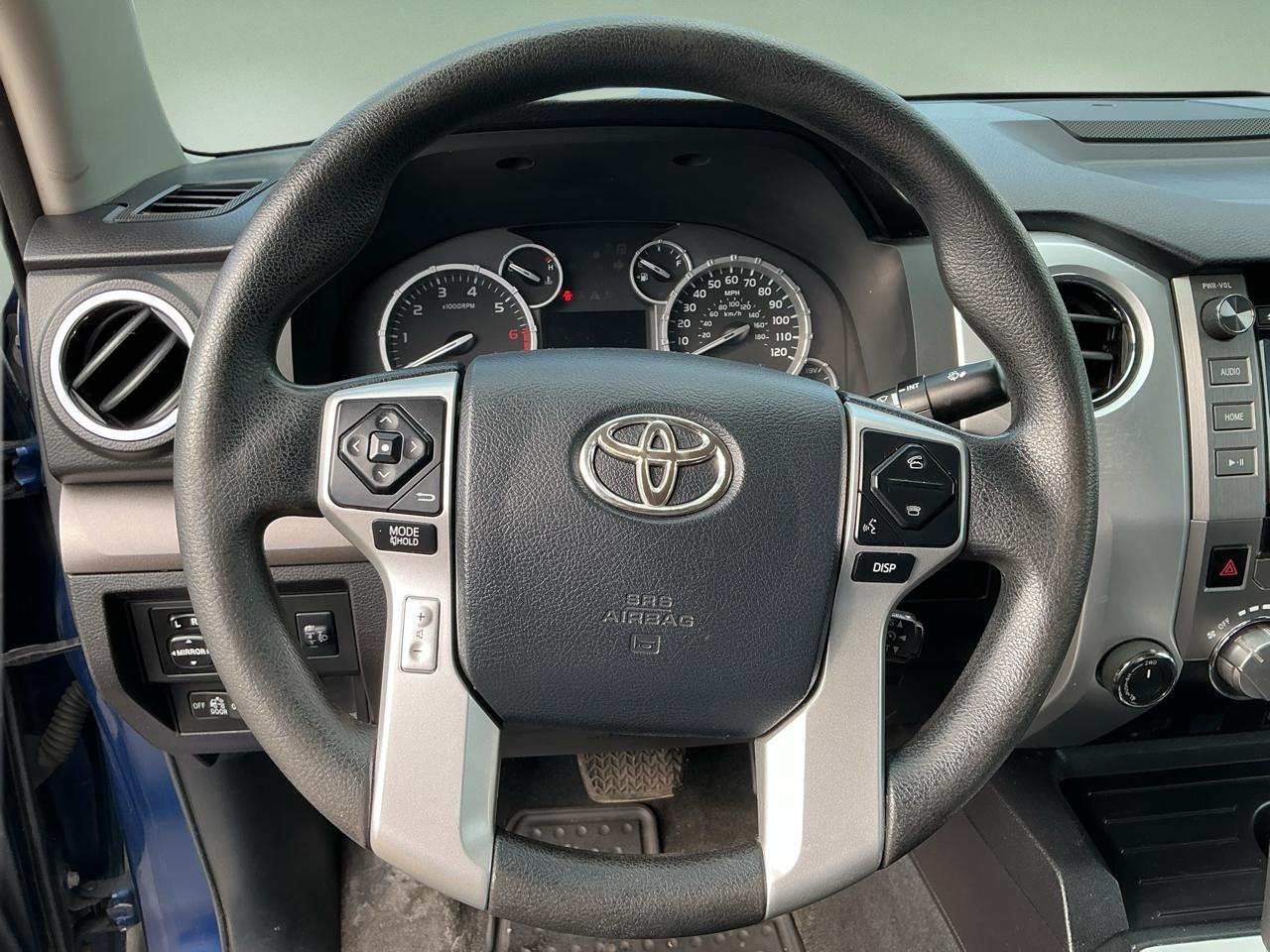 Toyota Tundra 4WD Truck Double Cab 4.6L V8 6-Spd AT SR5 (Natl) 2014