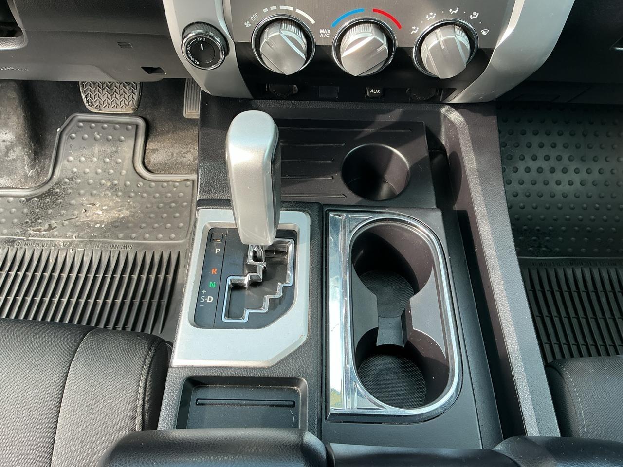 Toyota Tundra 4WD Truck Double Cab 4.6L V8 6-Spd AT SR5 (Natl) 2014