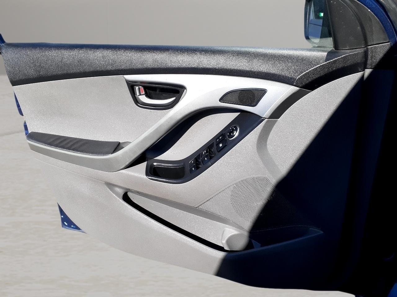 Hyundai Elantra 4dr Sdn Auto SE (Alabama Plant) 2016