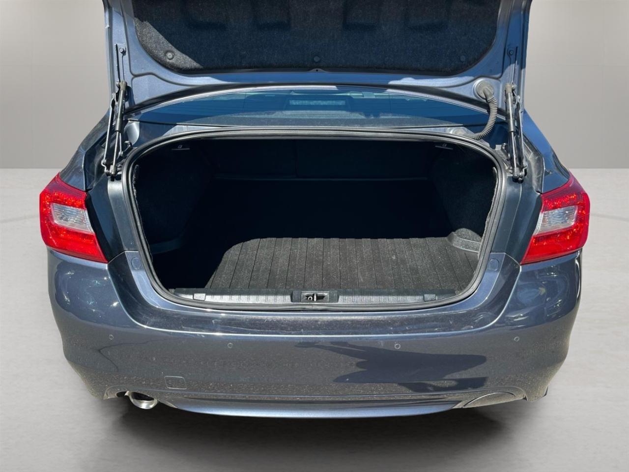 Subaru Legacy 2.5i Limited 2017