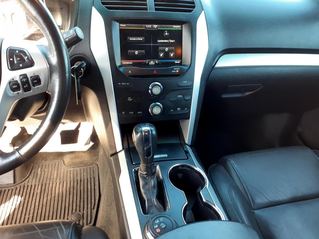 Ford Explorer 4WD 4dr XLT 2014