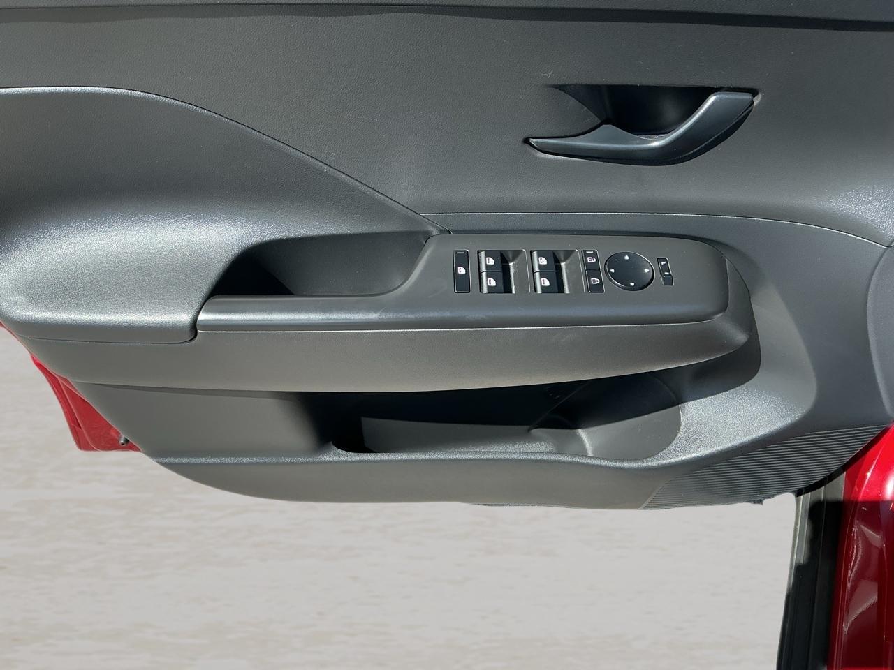 Hyundai Kona 2.0L Preferred FWD 2025