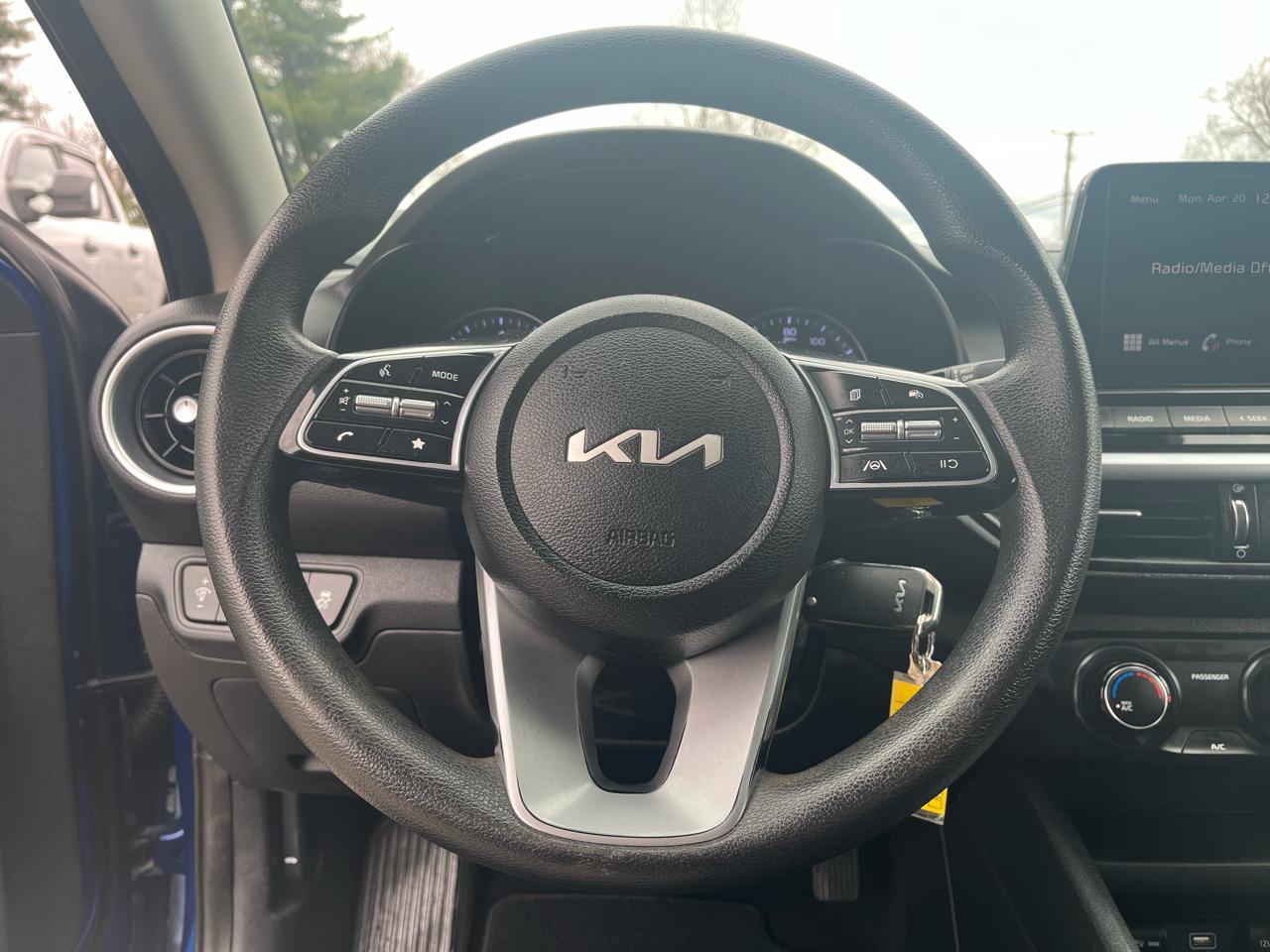 Kia Forte LXS IVT 2023