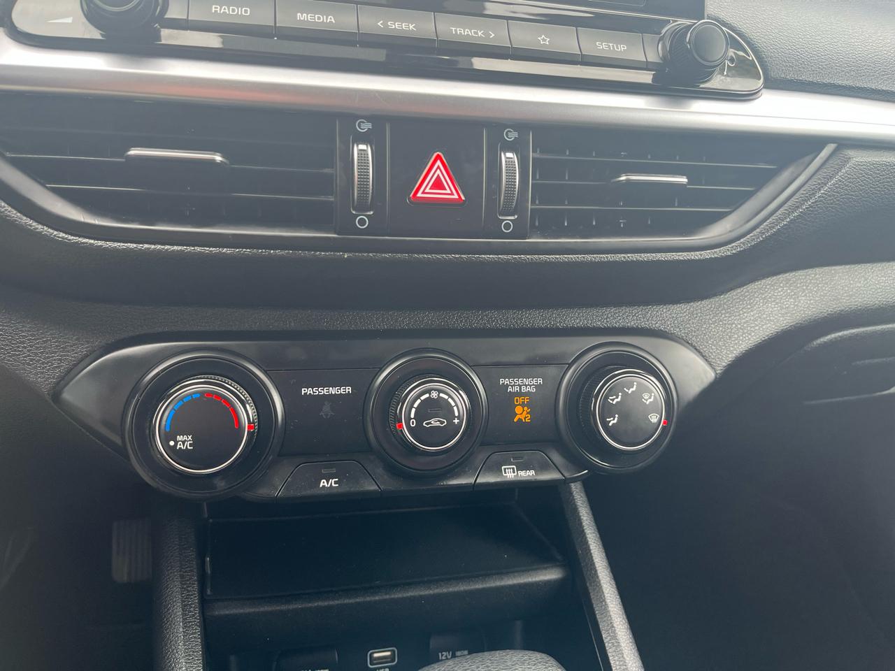 Kia Forte LXS IVT 2023