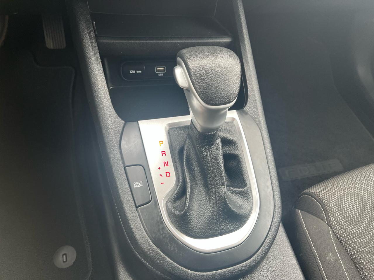 Kia Forte LXS IVT 2023