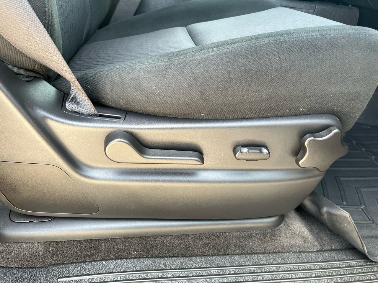 Chevrolet Tahoe 4WD 4dr LS 2014