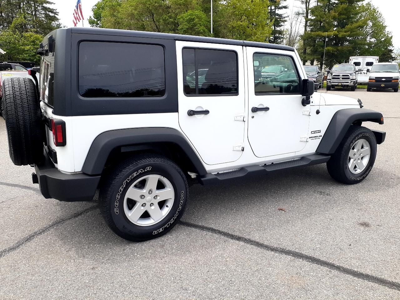 Jeep Wrangler Unlimited 4WD 4dr Sport 2016