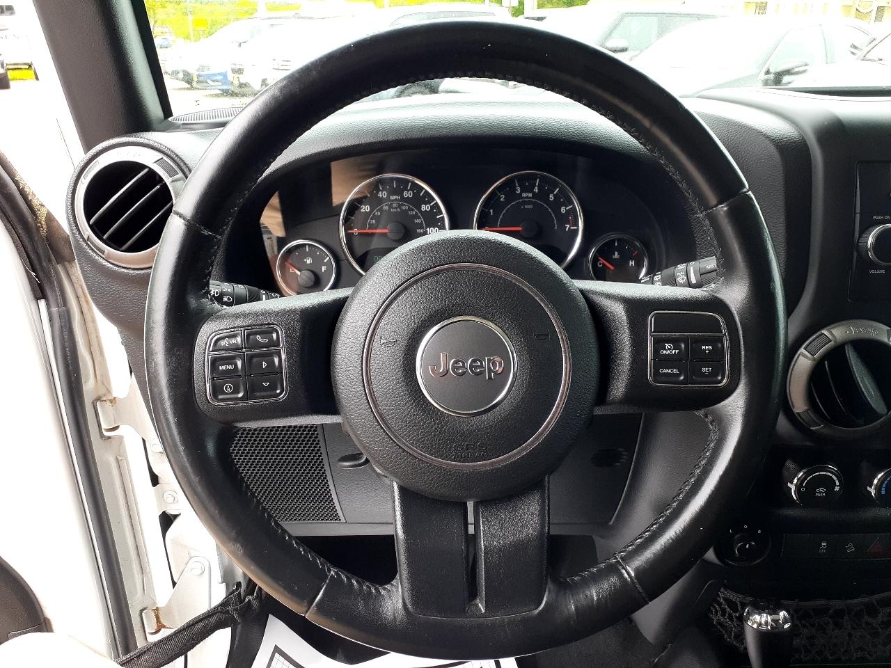 Jeep Wrangler Unlimited 4WD 4dr Sport 2016