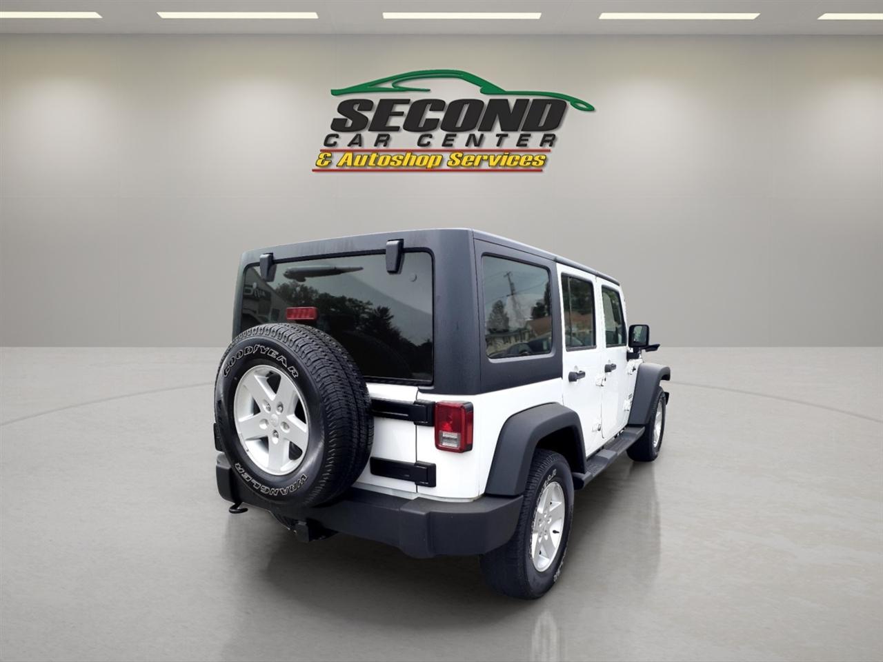 Jeep Wrangler Unlimited 4WD 4dr Sport 2016