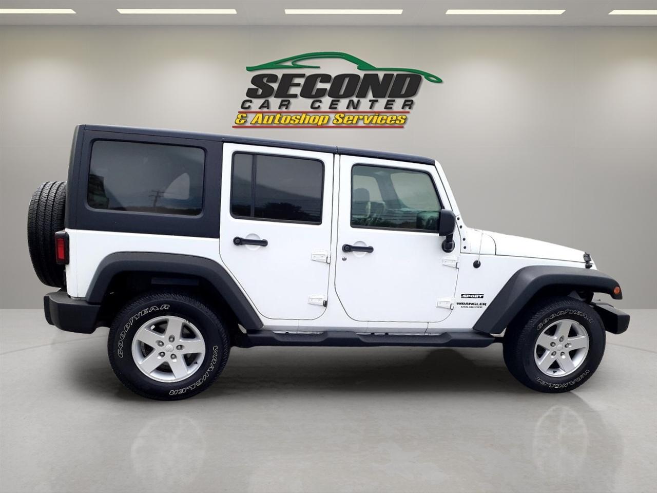 Jeep Wrangler Unlimited 4WD 4dr Sport 2016