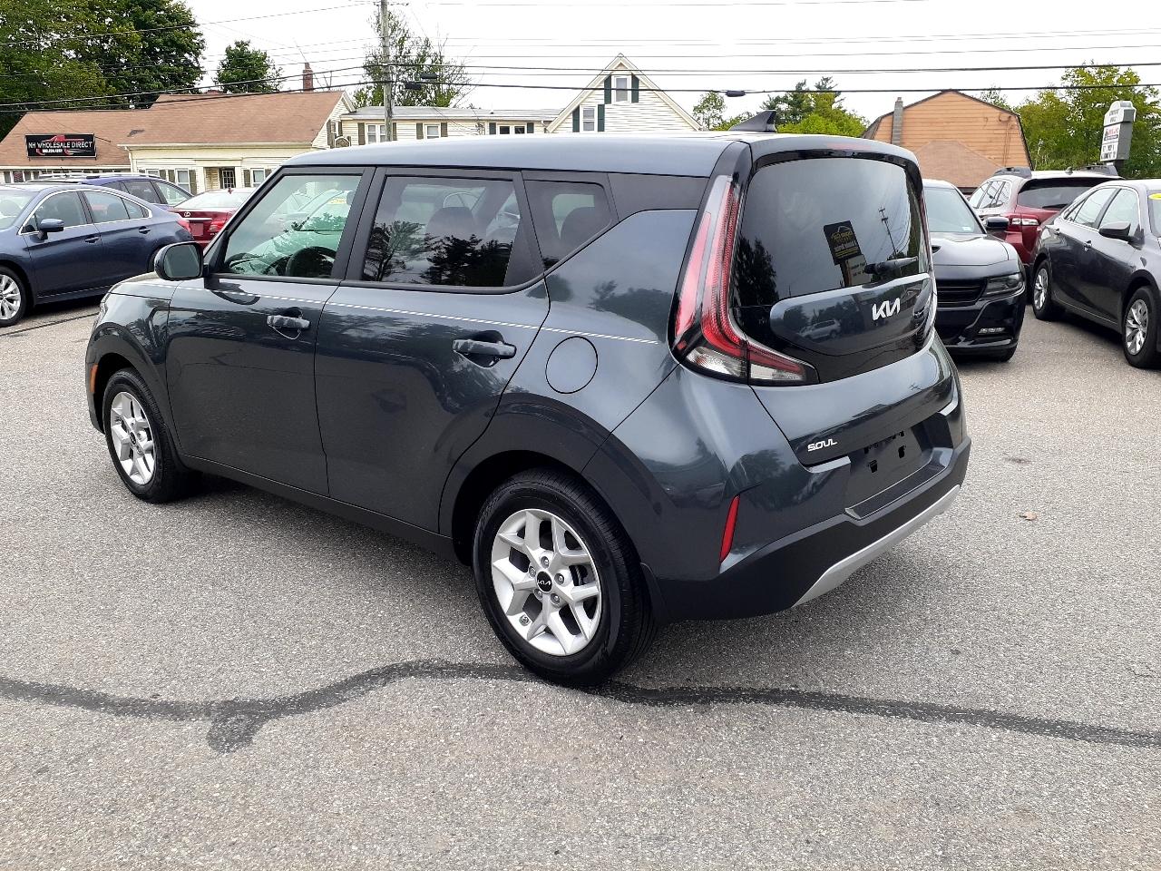 Kia Soul LX FWD 2025