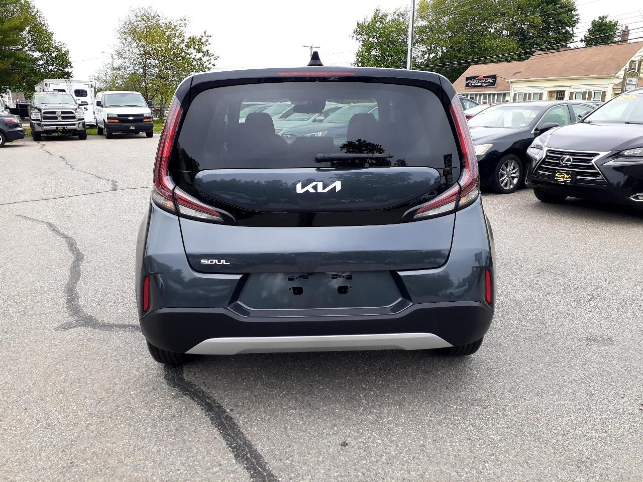Kia Soul LX FWD 2025