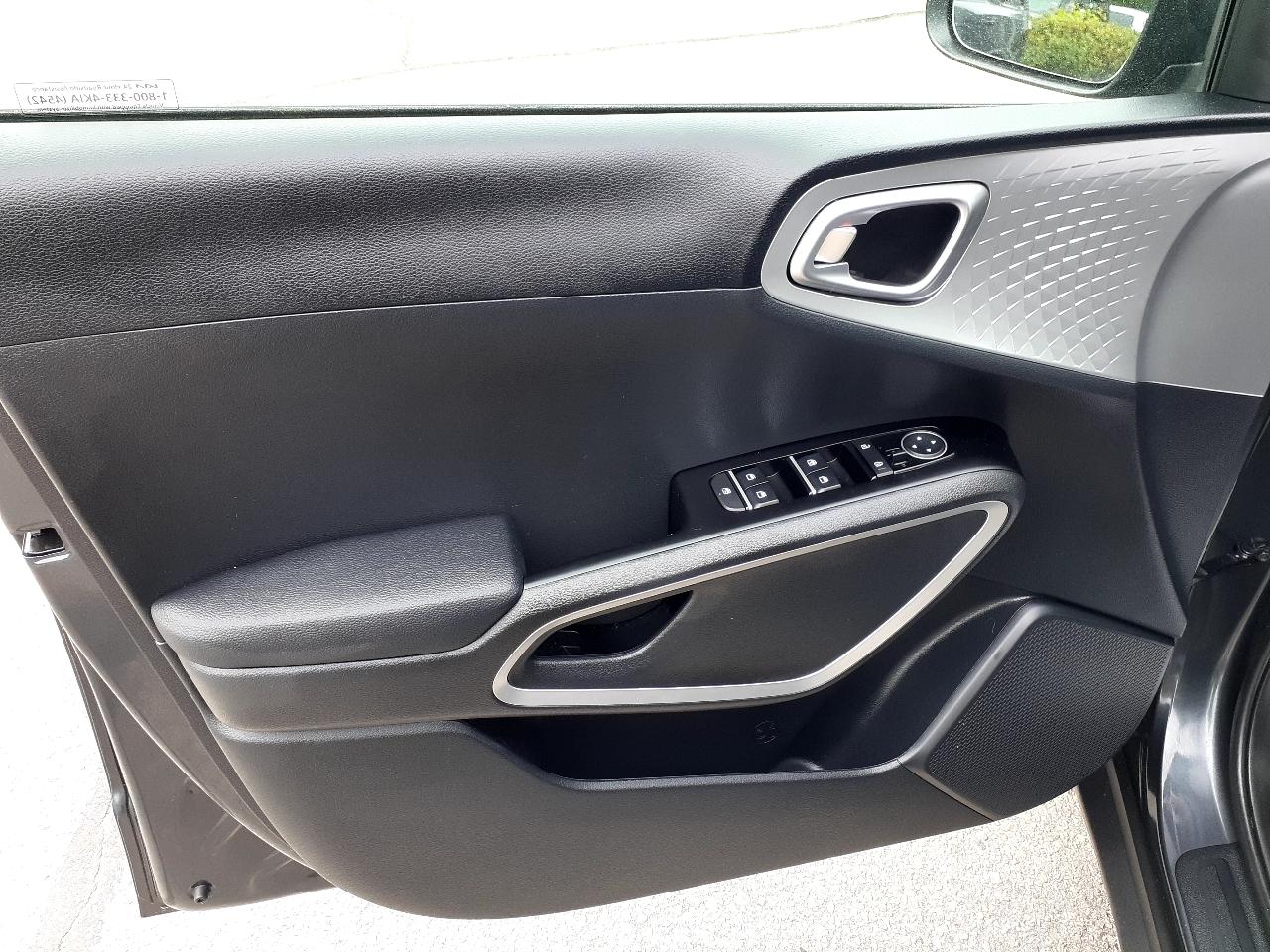 Kia Soul LX FWD 2025