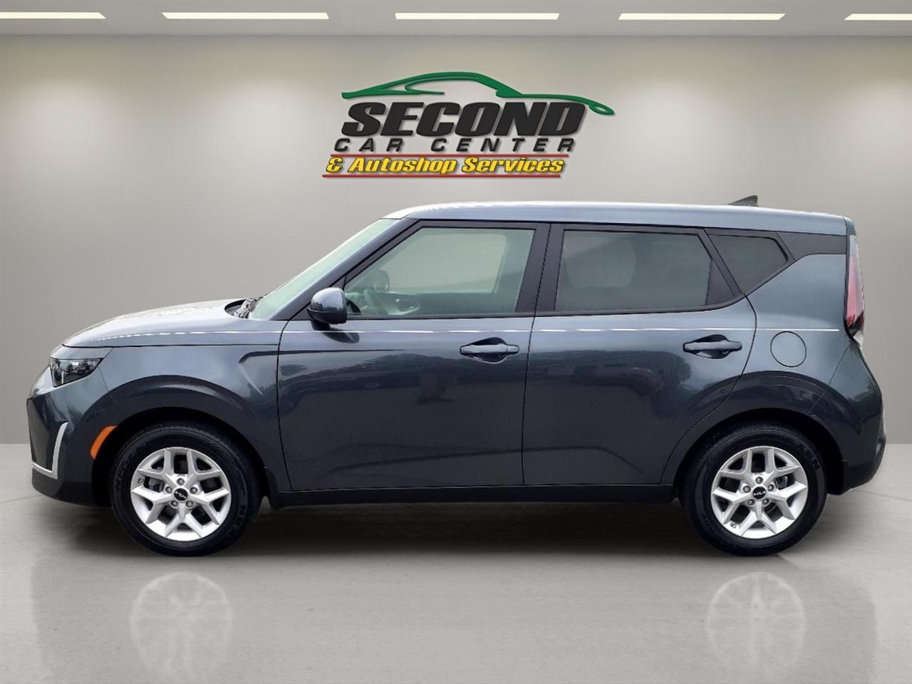 Kia Soul LX FWD 2025