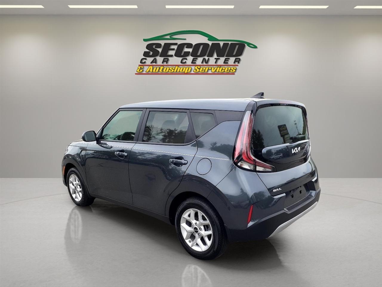 Kia Soul LX FWD 2025