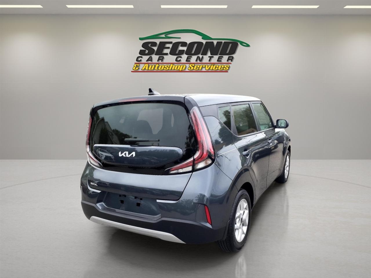 Kia Soul LX FWD 2025