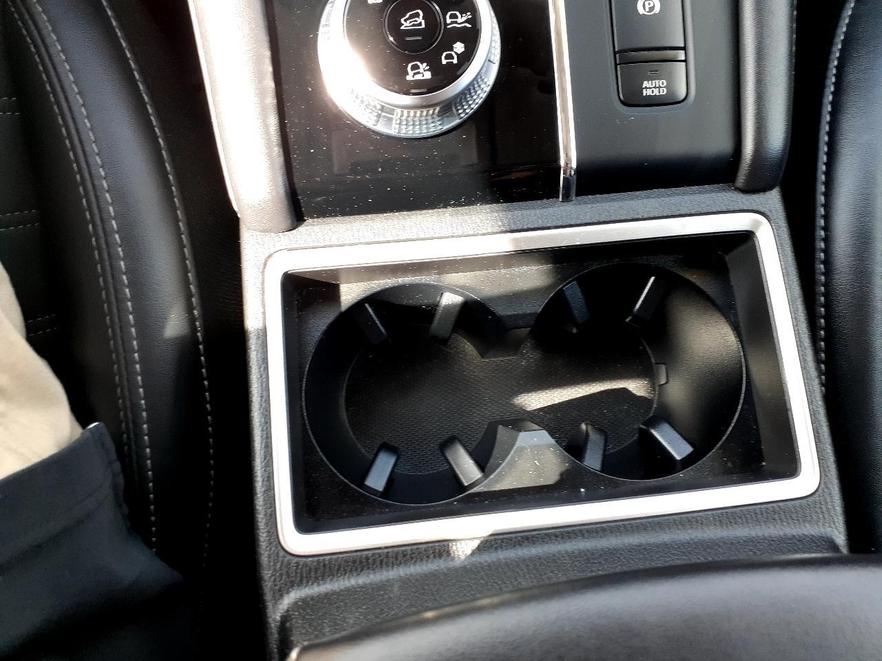 Mitsubishi Outlander SE S-AWC 2024
