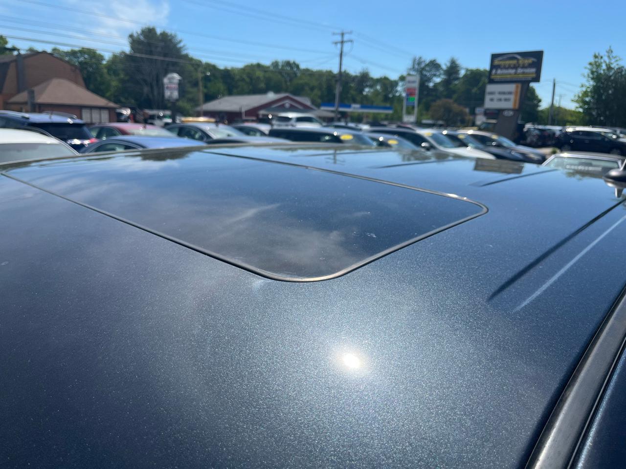 RAM 1500 4WD Quad Cab 140.5" Laramie 2014