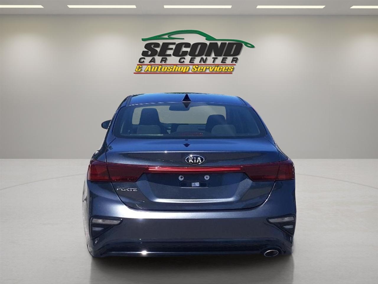 Kia Forte LXS IVT 2021