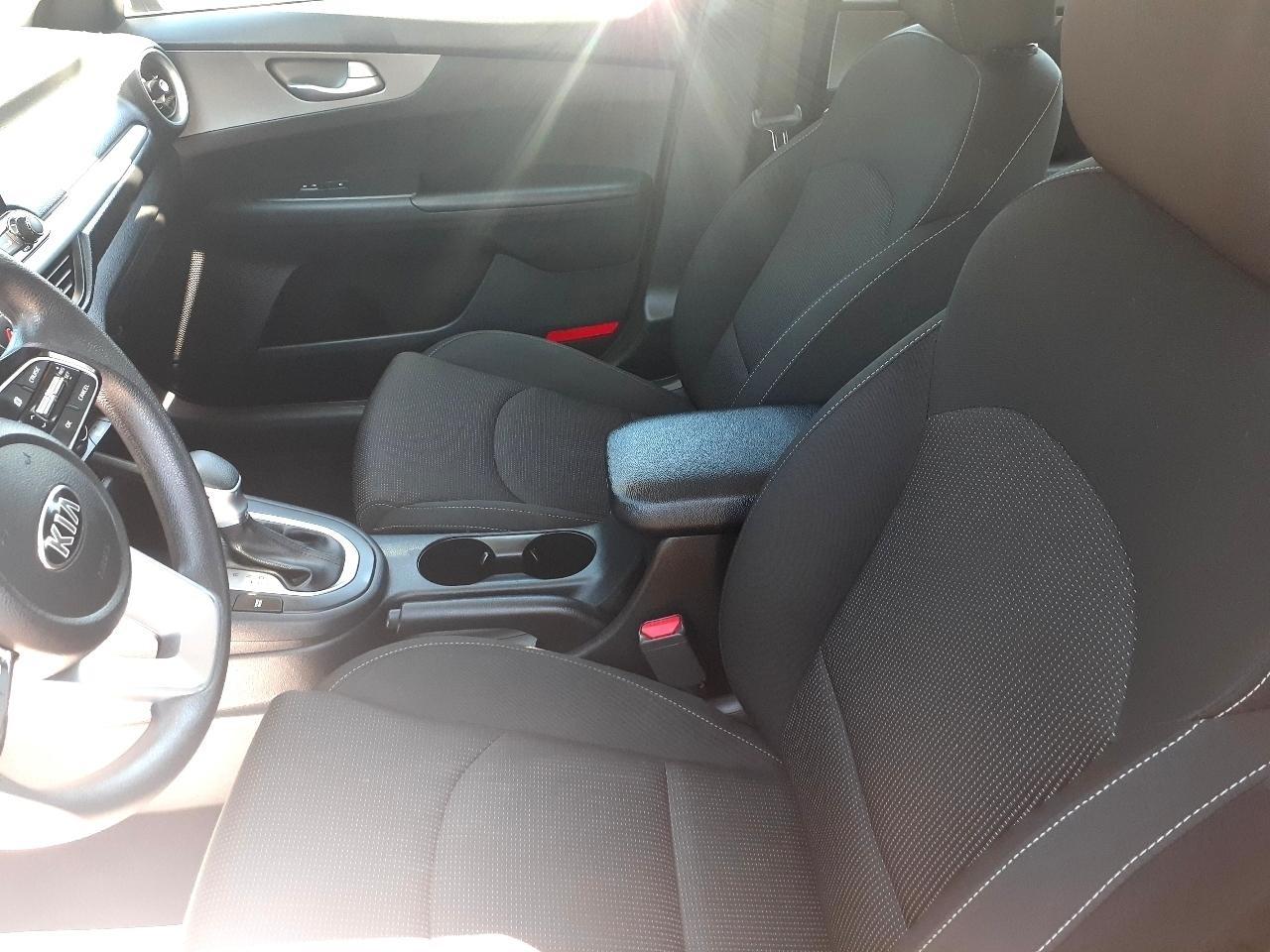 Kia Forte LXS IVT 2021