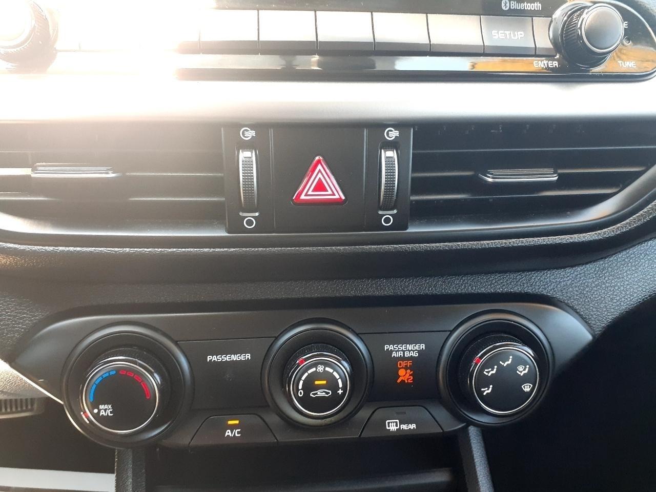 Kia Forte LXS IVT 2021