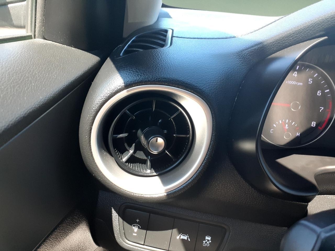 Kia Forte LXS IVT 2021