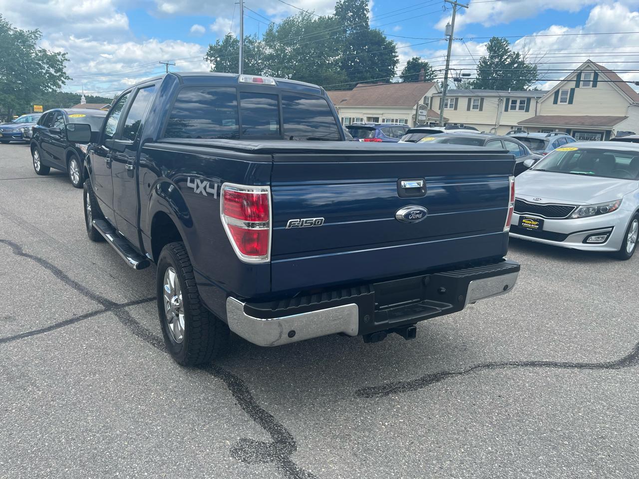 Ford F-150 4WD SuperCrew 145" XLT 2014